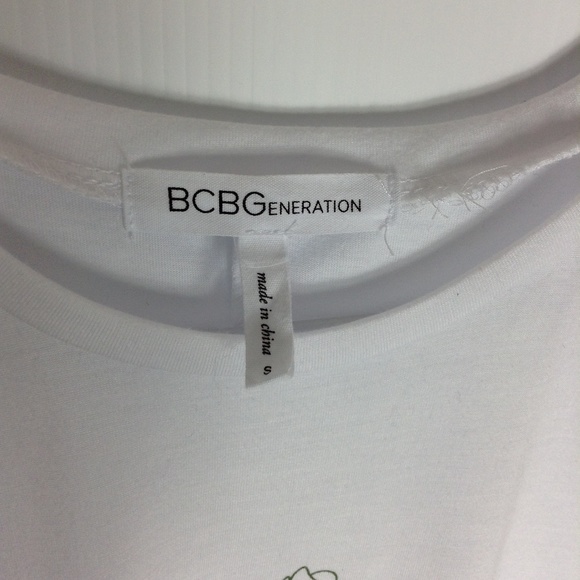 BCBG Green Vibes Muscle Tank - Picture 4 of 6